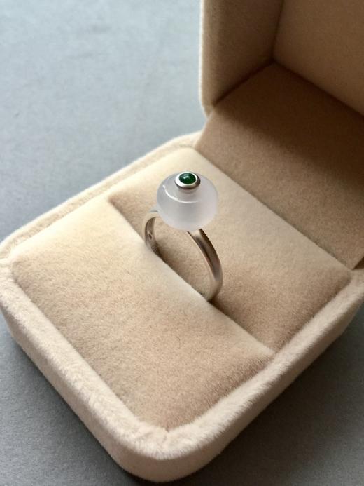 冰种翡翠路路通转运珠戒指18k白金镶嵌 商品图2