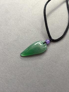 翡翠冰种满绿小辣椒