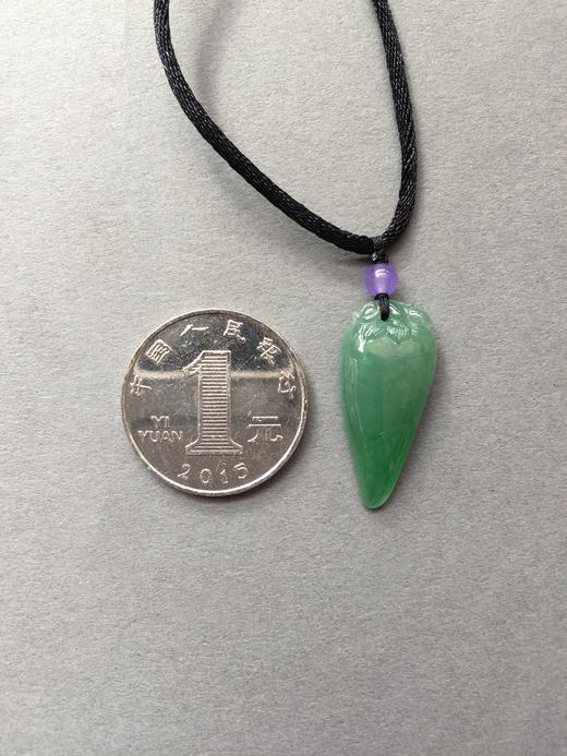 翡翠冰种满绿小辣椒 商品图3