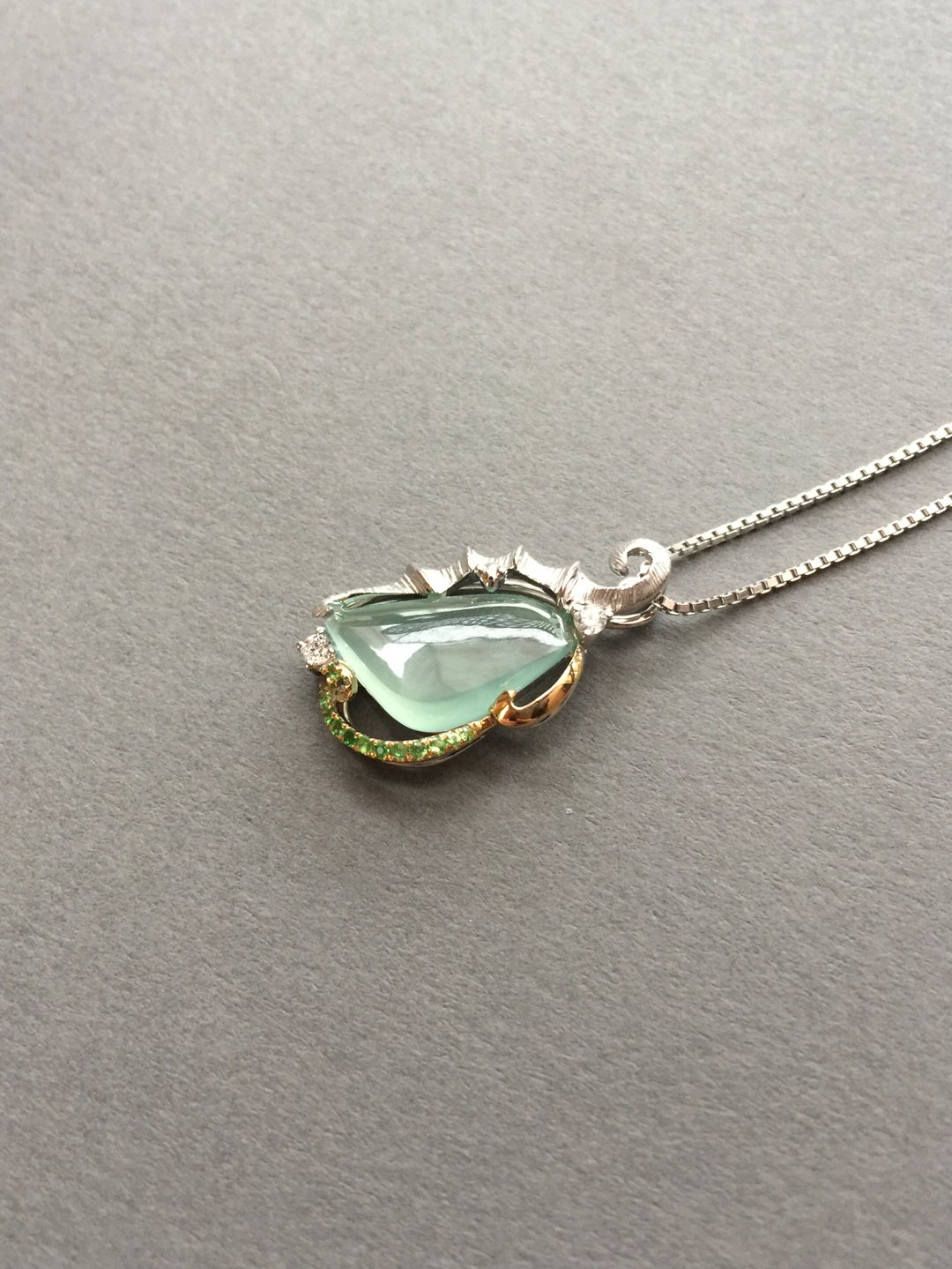 高冰种翡翠“福星高照”系列18k白金镶嵌