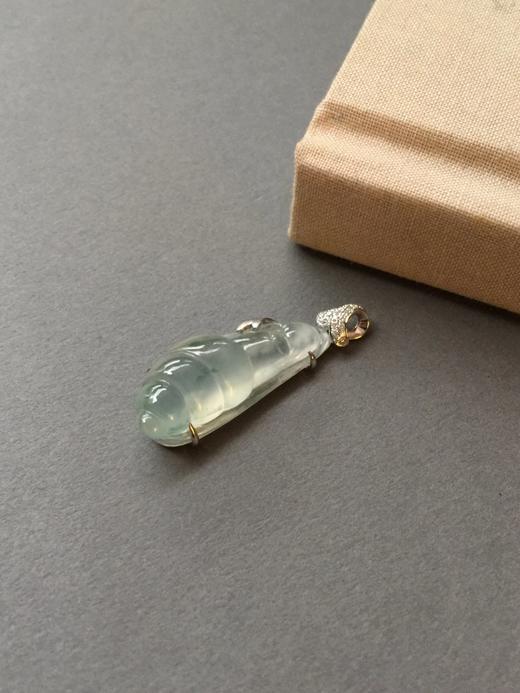 翡翠高冰种飘花蜗牛18k白金钻石镶嵌 商品图1
