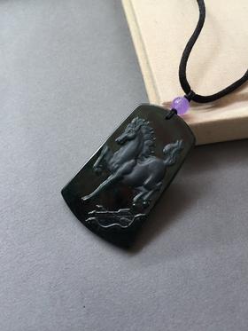 翡翠冰种蓝水马牌