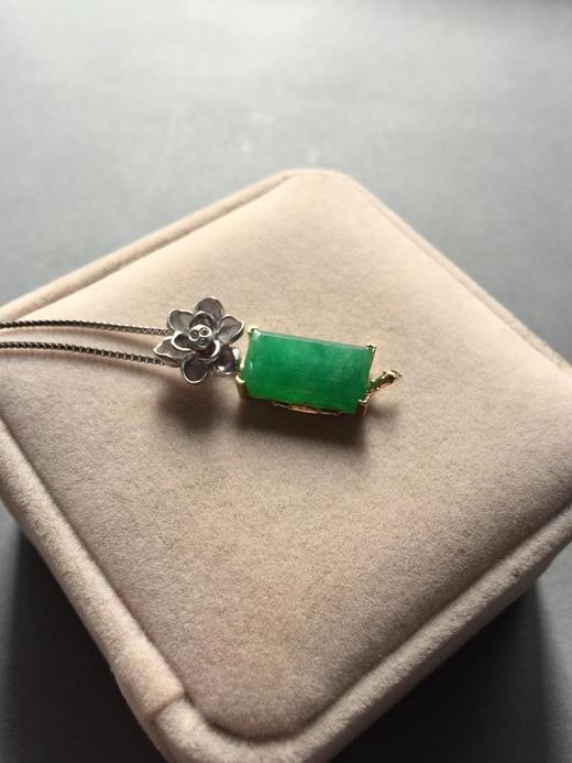 翡翠冰种阳绿方块和和美美18k白金钻石镶嵌 商品图2