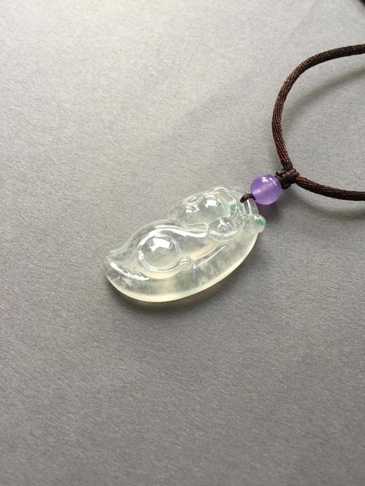 翡翠玻璃种玉兔 商品图0