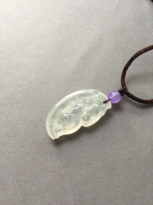 翡翠玻璃种玉兔 商品图2