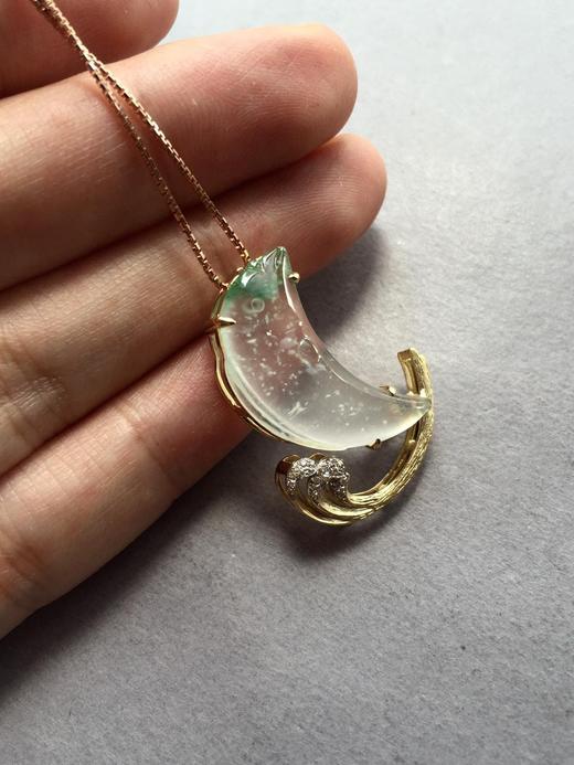 翡翠玻璃种阳绿俏色海豚18k黄金钻石镶嵌 商品图1