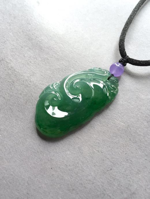 翡翠冰种阳绿厚装大如意 商品图0