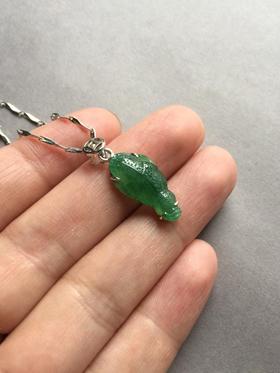 翡翠冰种满绿三脚金蟾18k白金镶嵌