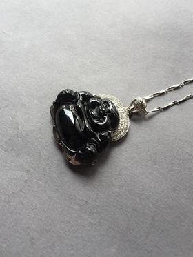 冰种墨翠弥勒佛