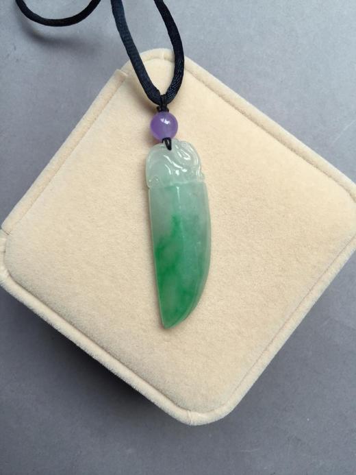 翡翠糯种飘阳绿府上有龙 商品图4