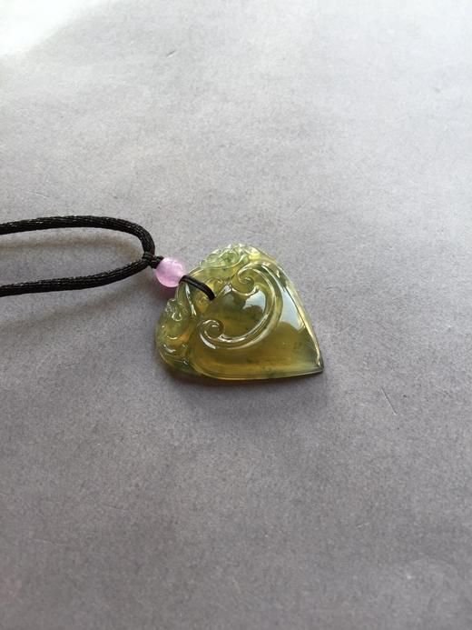 翡翠高冰种黄翡飘花龙如意 商品图2