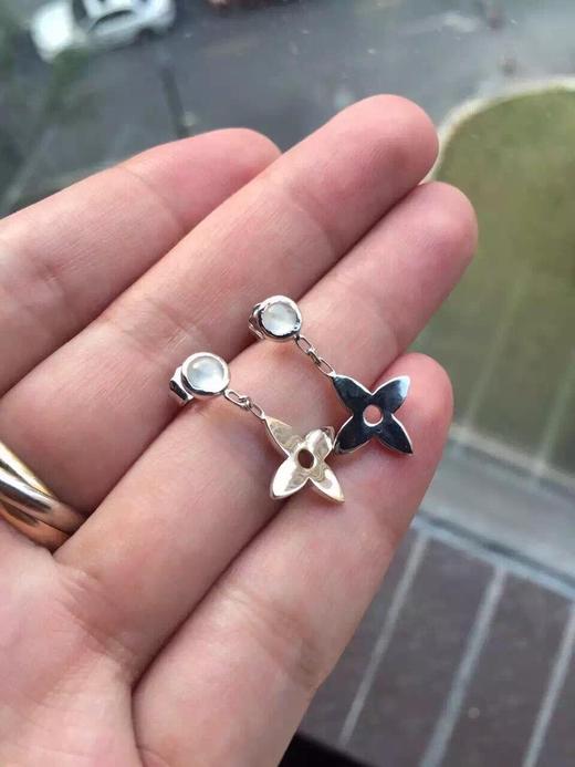 翡翠玻璃种蛋面耳坠18k白金镶嵌 商品图3