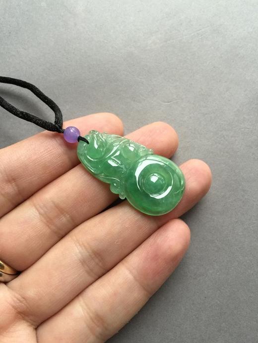 翡翠冰种浅阳绿福在眼前 商品图1