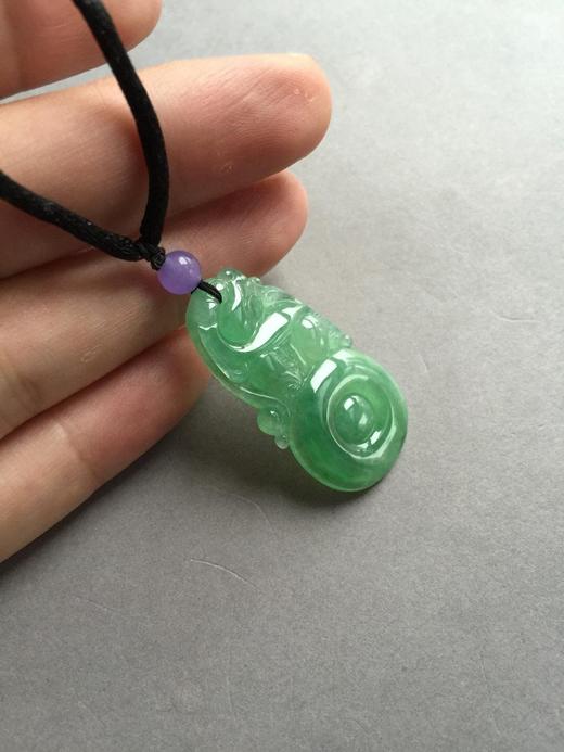翡翠冰种浅阳绿福在眼前 商品图2