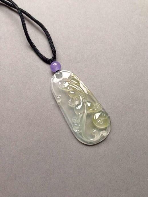 翡翠高冰近玻璃种黄翡俏色螭龙挂牌 商品图3