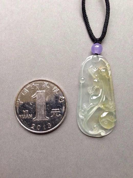 翡翠高冰近玻璃种黄翡俏色螭龙挂牌 商品图4