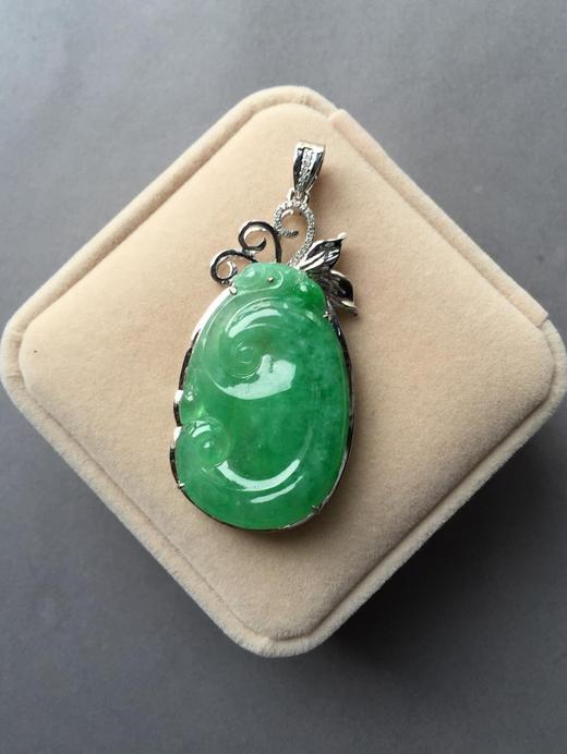 冰种阳绿翡翠如意18k白金钻石镶嵌 商品图4