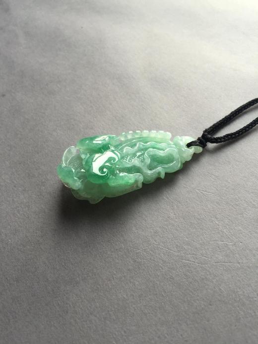 冰糯种阳绿俏色翡翠白菜 商品图3