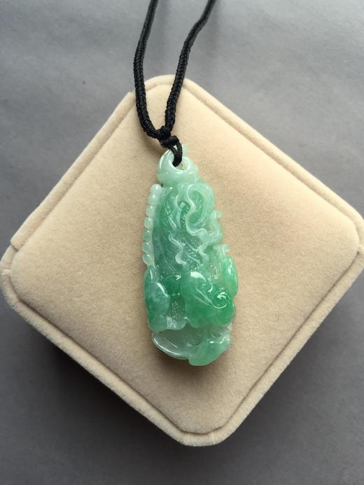 冰糯种阳绿俏色翡翠白菜 商品图4