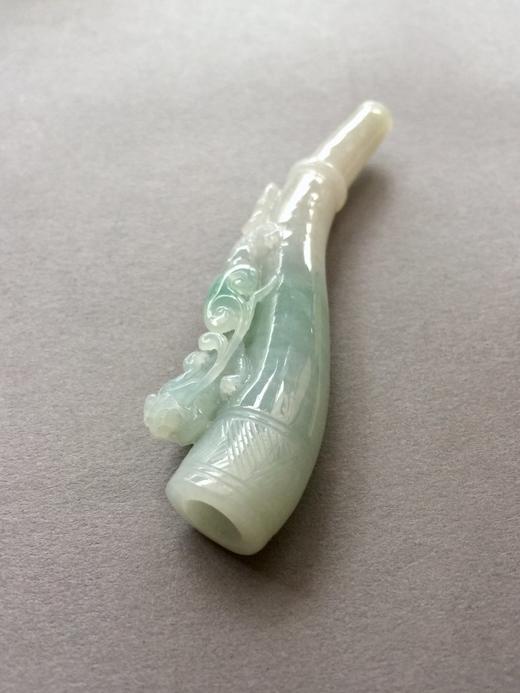 糯种飘阳绿翡翠烟斗 商品图4