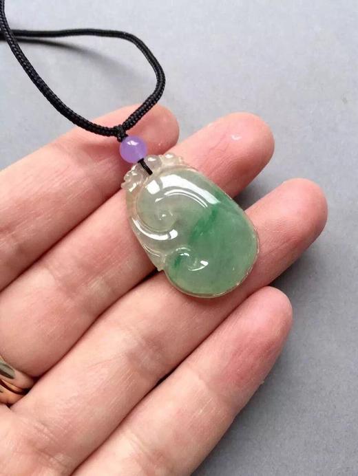 翡翠冰种飘阳绿如意 商品图1