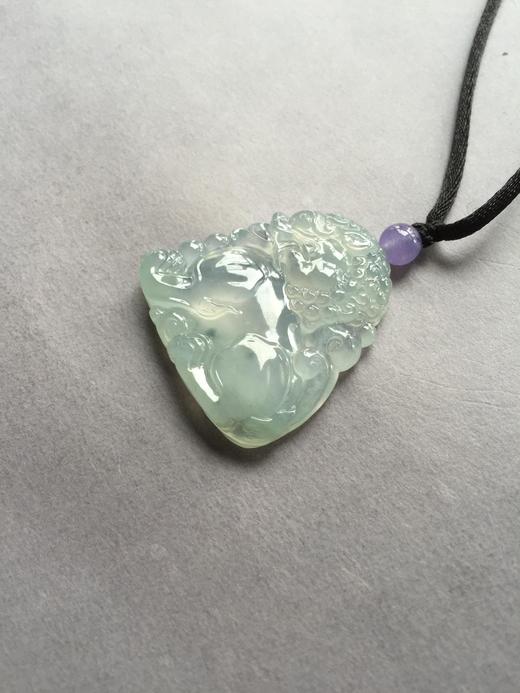 翡翠冰种飘花翡翠狮子 商品图3