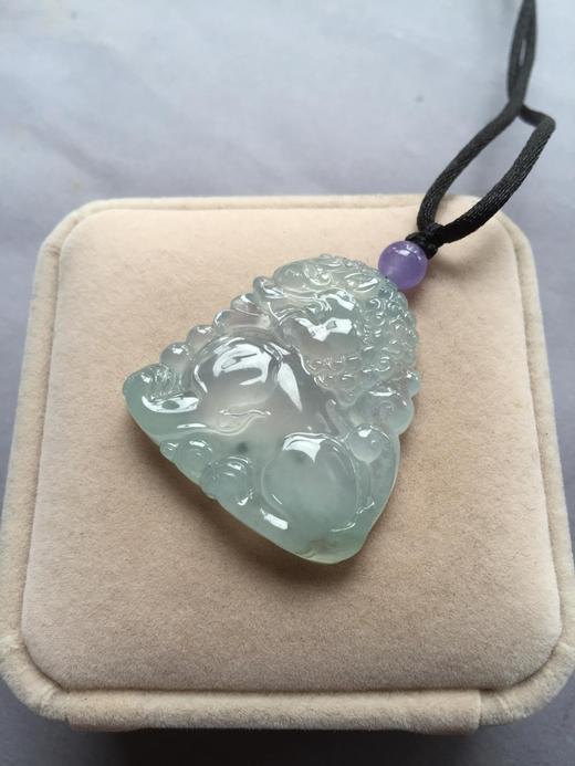 翡翠冰种飘花翡翠狮子 商品图4