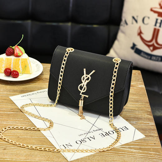 【服饰鞋包】新款韩版时尚PU迷你小包包小方包金属链条女式斜跨包 商品图0