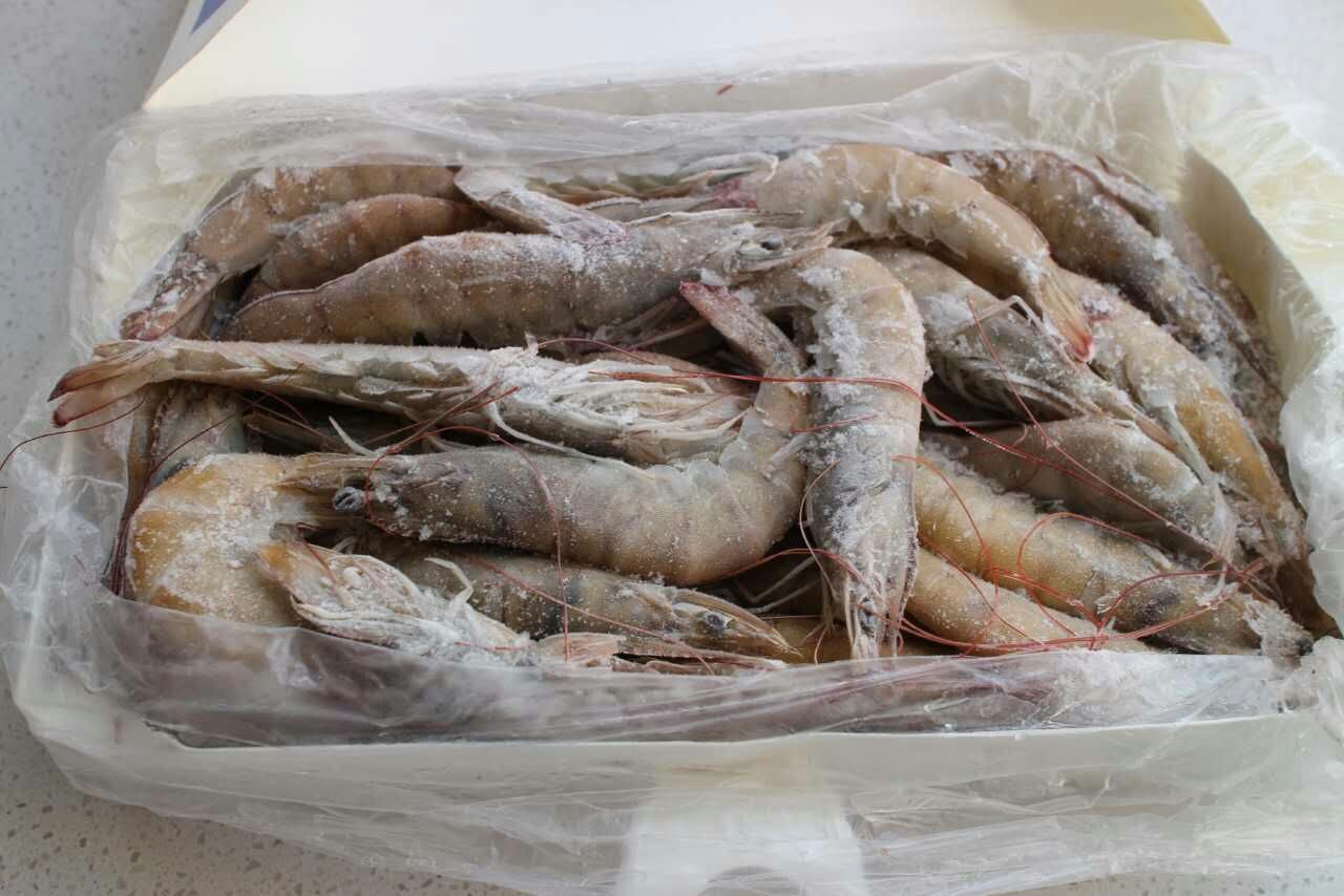 【厄瓜多尔白虾(30-40头)】 产地:厄瓜多尔 166元/盒/约1.9kg