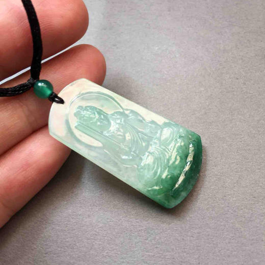 翡翠糯种飘绿不动尊菩萨牌 商品图5