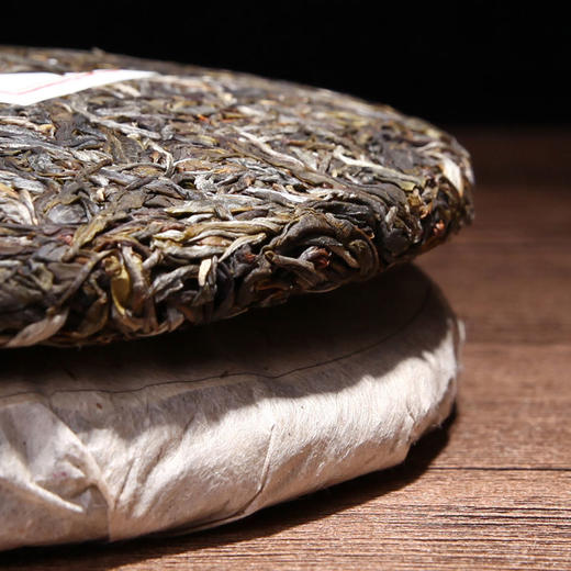 【限时优惠】今天下单送班章金芽！2017年名山古树茶 老班章普洱生茶357g  商品图3