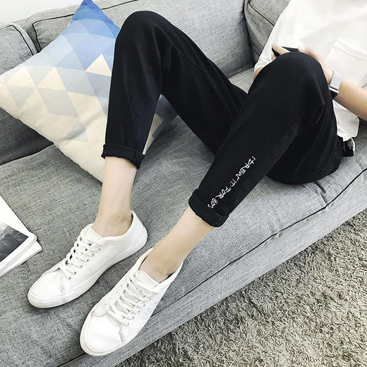 【服饰鞋包】春季新款九分牛仔裤男薄款韩版修身潮流夏季男士小脚9分裤子 商品图0