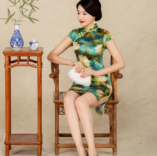 HB8708荷花绿复古修身桑蚕丝旗袍 商品图2