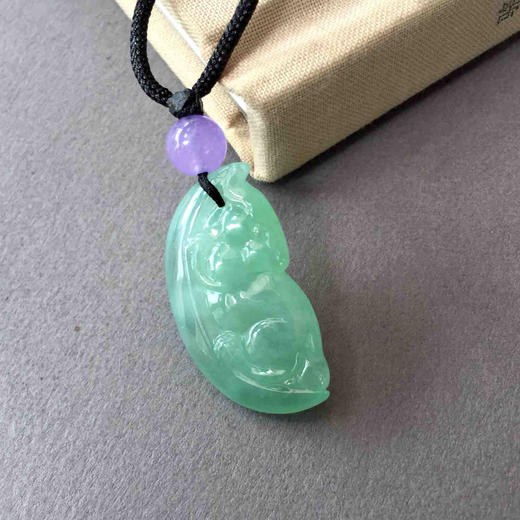 翡翠冰种晴水玉兔 商品图0