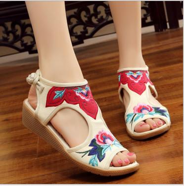 FGMX67民族风软底绣花凉鞋 商品图2