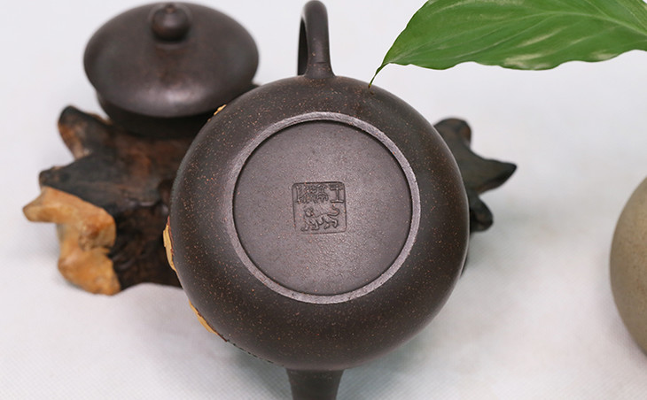 葡萄壶王婷大师手工制作紫砂壶