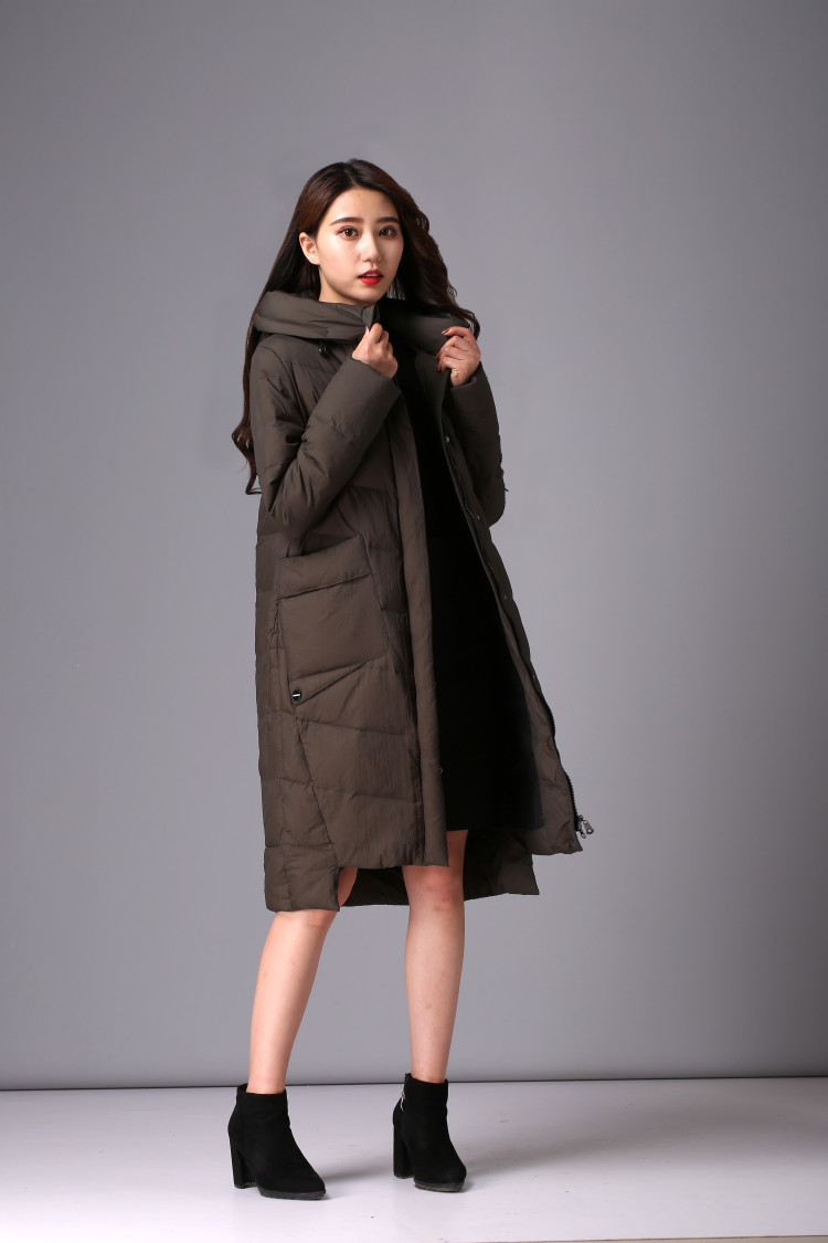 云超服饰欧美琦长款羽绒服 反季销售