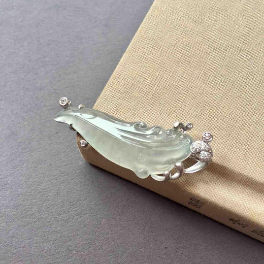 翡翠冰种浪花儿吊坠胸针两用款18k白金钻石镶嵌 商品图2