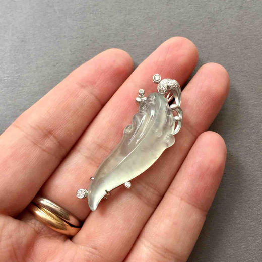 翡翠冰种浪花儿吊坠胸针两用款18k白金钻石镶嵌 商品图5