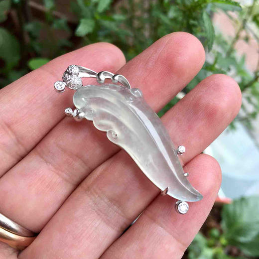 翡翠冰种浪花儿吊坠胸针两用款18k白金钻石镶嵌 商品图7