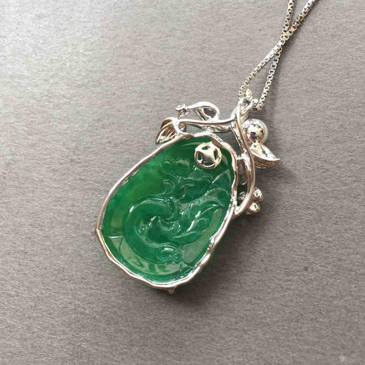 翡翠糯冰种阳绿满色和和美美18k白金钻石镶嵌 商品图4