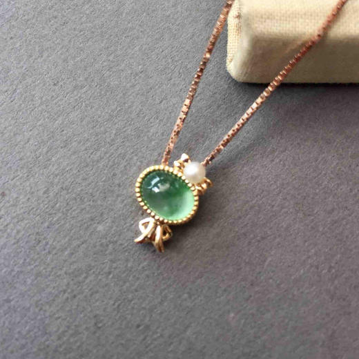 处女座，高冰种飘绿花翡翠蛋面星座系列18k玫瑰金钻石镶嵌 商品图2