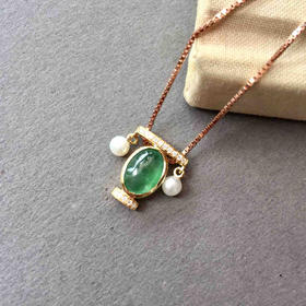 天秤座，高冰种飘绿花翡翠蛋面星座系列18k玫瑰金钻石镶嵌