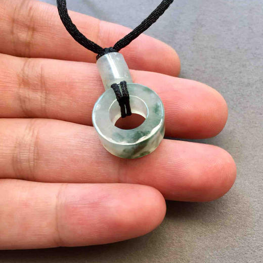 翡翠冰种飘花路路通 商品图4