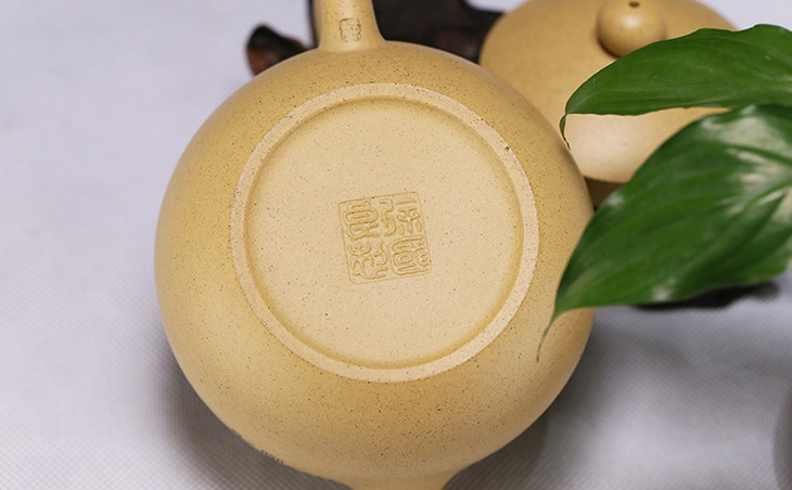 【纳福迎祥】徐国良大师手工紫砂壶