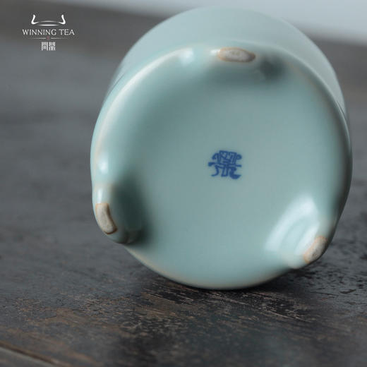 问鼎汝瓷天青筒式炉 商品图3