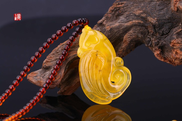 天然蜜蜡有凤来仪精雕凤凰妙趣横生总重1846g