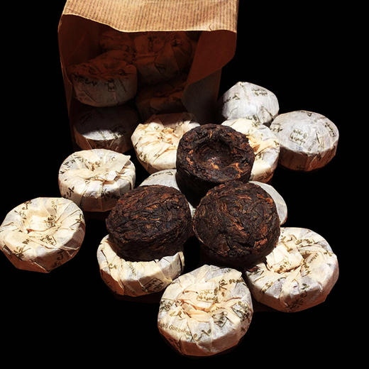 云子四季云南普洱茶云子沱迷你小沱熟茶200克精美灌装2015年