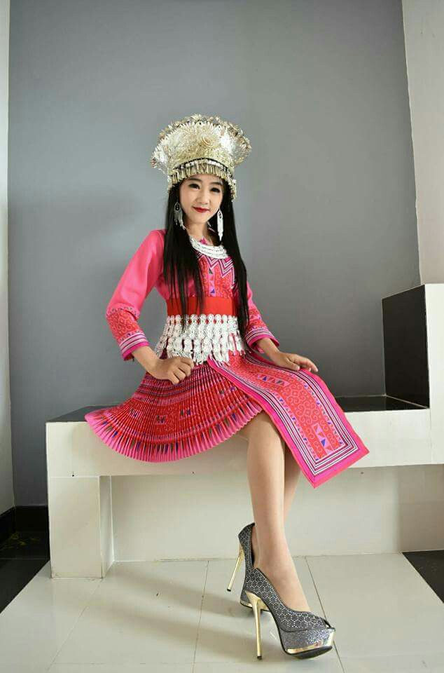 泰国苗族最新粉红色款式 腰带,其它不包括套餐内.