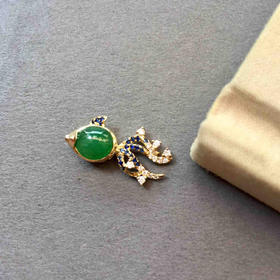 翡翠冰种阳绿蛋面金鱼金玉满堂18k黄金蓝宝石镶嵌